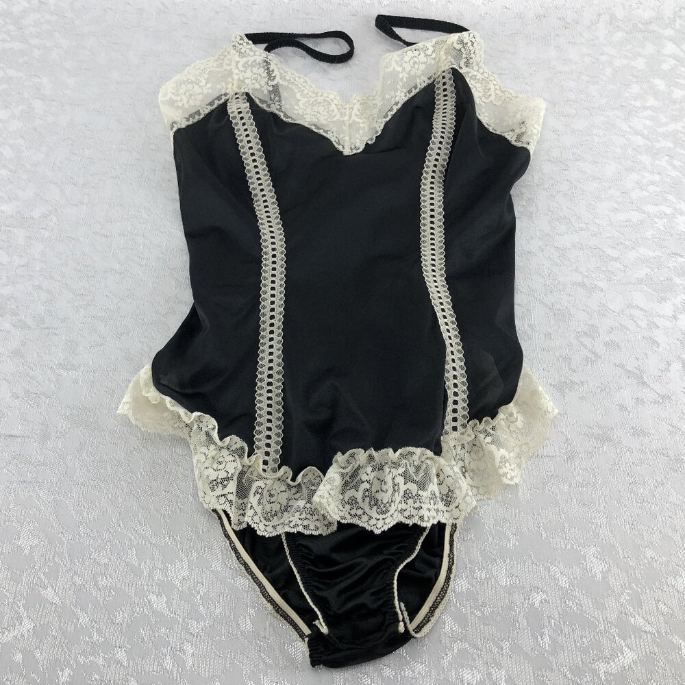 Nan Flower Vintage Black Lingerie-Style Bodysuit with Cream Nylon Ruffle Lace